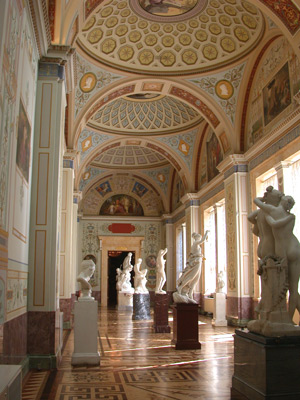 Image - Sculpture hall in The Hermitage