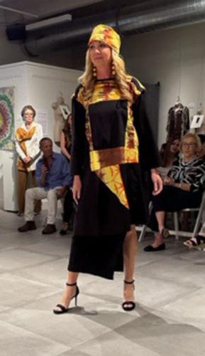Elegant Threads Fashion Show. Ellen Lindner, AdventureQuilter.com/blog