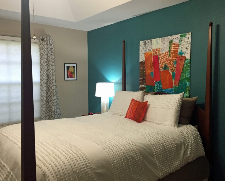 Ellen Lindner's Bedroom Redo. AdventureQuilter.com/blog