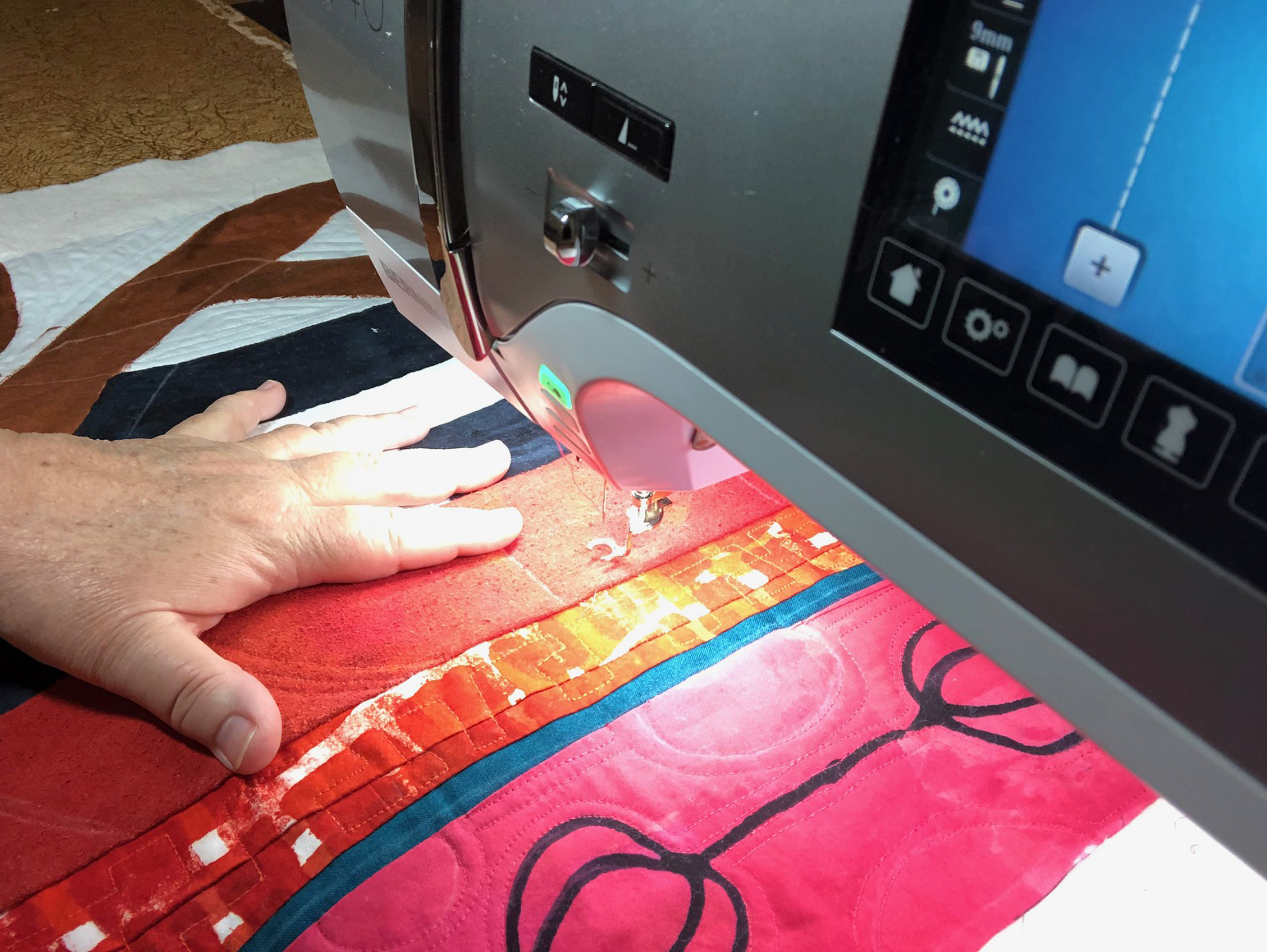 Trying a Different Scale. Ellen Lindner, AdventureQuilter.com/blog